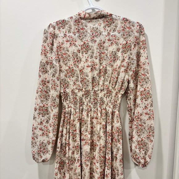 Vintage Cream and Pink Bishop Sleeve Sundress - Picture 5 of 12